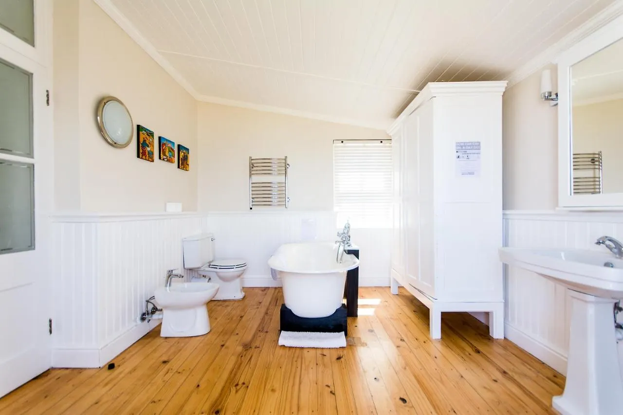 Fintimara Beach House Muizenberg 0*,  South Africa