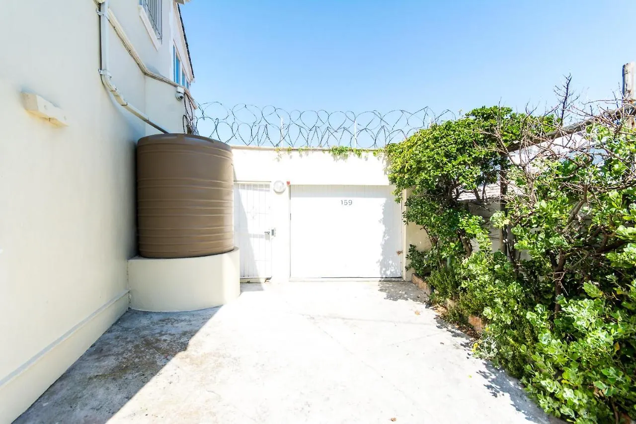 Fintimara Beach House Muizenberg Holiday home