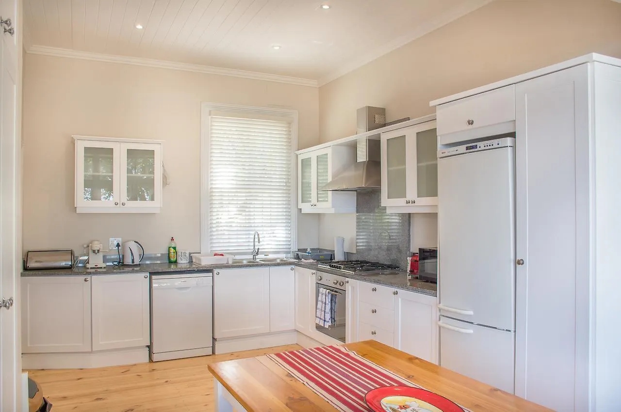 Holiday home Fintimara Beach House Muizenberg